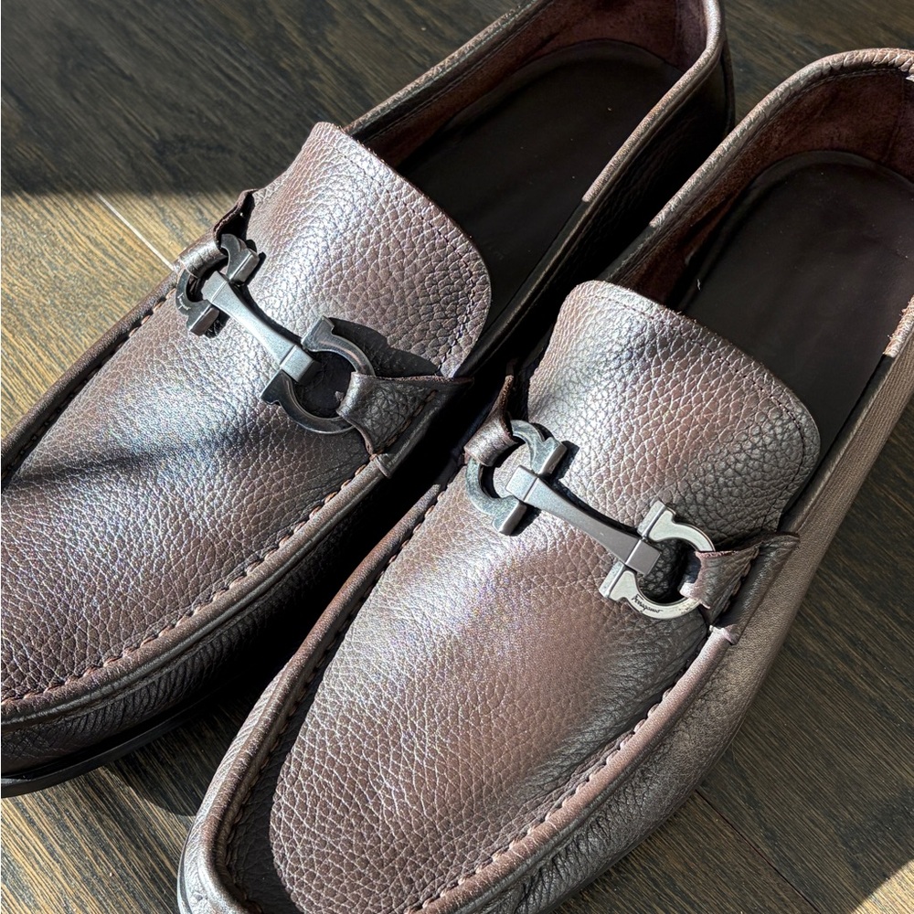 Men's Ferragamo Grandioso Pebble Leather Leather Bit Loafers, Brown 12 EE - Picture 4 of 8